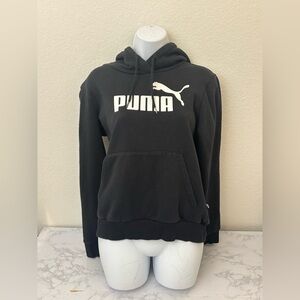 Puma Sweatshirt Hoodie Woman’s Size M Black Graphic Shirt Cold Gear Soccer